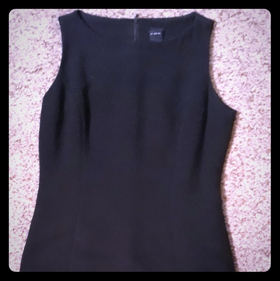 Dress - Picture 1 of 4